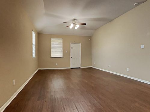 2324 Shady Tree Ln, Conroe TX  77301-3339 exterior