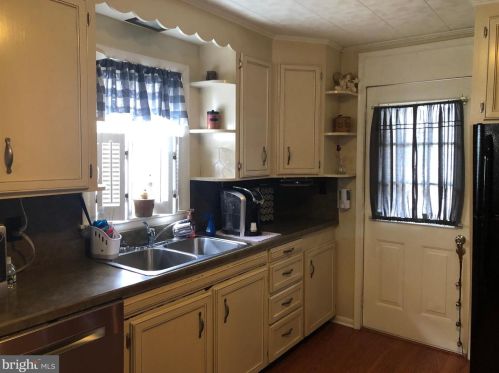 25 Lurgan Ave, Lees Cross Roads PA  17257-1621 exterior