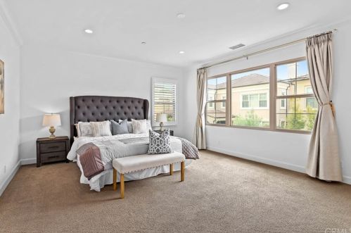 80 Hazelton, Irvine CA  92620-2189 exterior