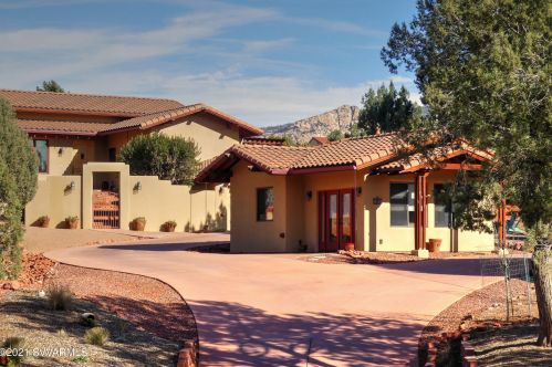 40 Arabian Dr, Sedona, AZ