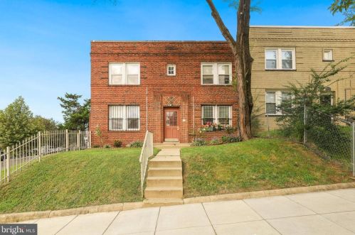 900 19th St, Washington, DC 20002-4092