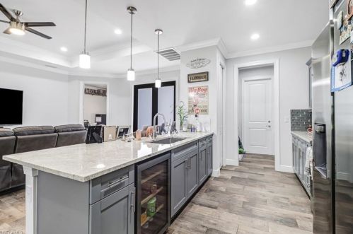 3011 12th Ave, Naples FL  34120-3730 exterior