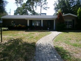 801 Alamanda Dr, Largo, FL 33770-4025