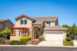 1025 Woodcrest Ct, Vacaville CA  95688-9120 exterior