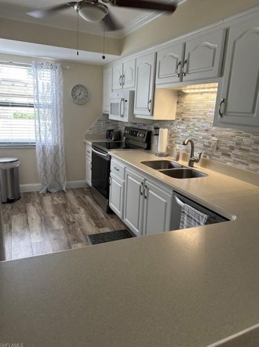 10011 Maddox Ln, Bonita Springs, FL 34135-7638