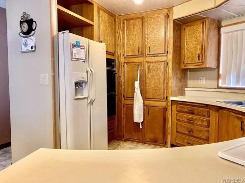 589 Holly St, Bullhead City AZ  86442-6245 exterior