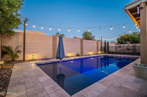 949 Granite St, Gilbert, AZ 85234-8710