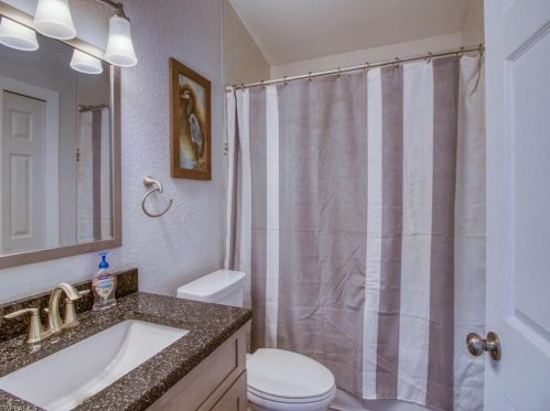 4535 Del Rio Ln, Bonita Springs FL 34134-7236 exterior