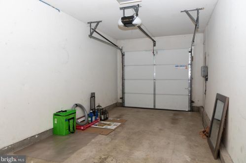 2304 Sterling Rd, Yardley PA  19067-7281 exterior