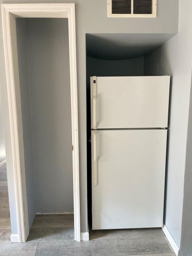 2563 Airport Rd, Mount Olive OH  45106-8537 exterior