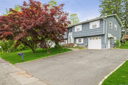 31 Harrison Ave, Congers, NY 10920-1912