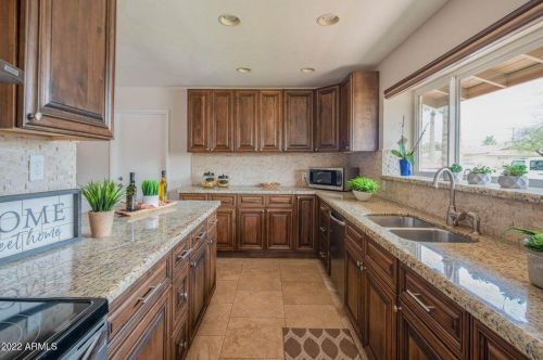 4602 74th Pl, Scottsdale AZ  85251-1418 exterior