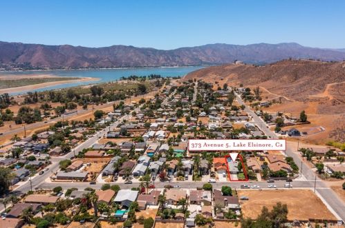 373 Avenue 5, Lake Elsinore, CA 92530-4315