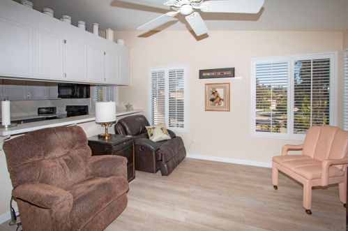 18076 Avenida Alozdra, San Diego CA 92128-1570 exterior