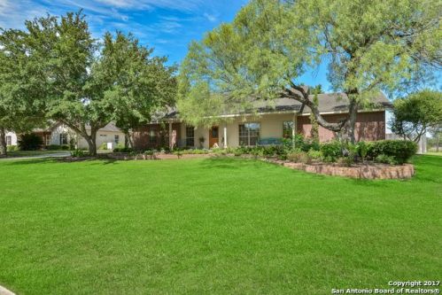 1226 Concord Dr, Pleasanton, TX 78064-1718
