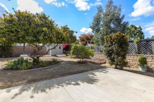 4753 Westridge Dr, Oceanside CA  92056-3003 exterior