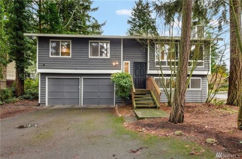 17021 Dayton Ave, Seattle, WA 98133-5228