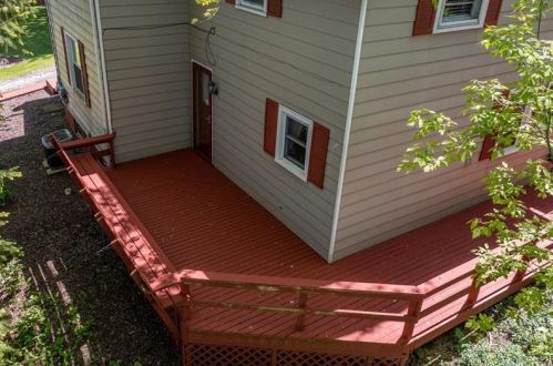 51 Maple Pl, Hermitage, PA 16150-2232