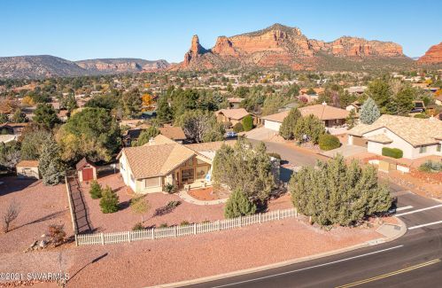 15 Concho Dr, Sedona AZ 86351-7953 exterior