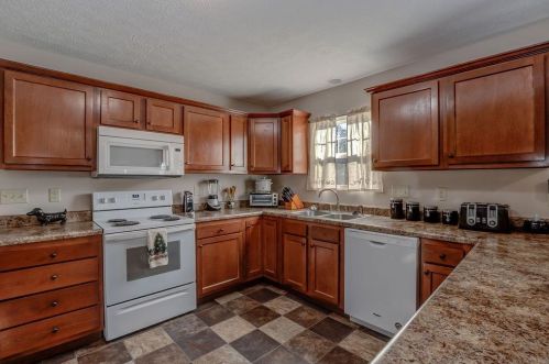 210 Allen St, Franklin OH  45005-2106 exterior