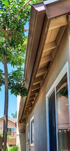 8945 Libra Dr, San Diego CA 92126-4708 exterior