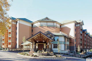215 Woliss Ln, Gatlinburg, TN 37738-3527