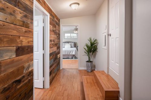 3828 Meade Ave, San Diego CA 92116-3818 exterior