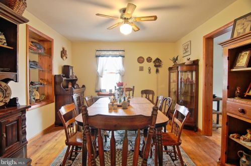 499 Manatawny St, Pottstown PA  19464-5140 exterior