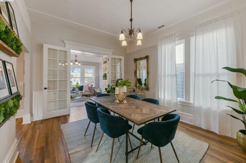 733 59th St, Oakland CA 94609-1417 exterior