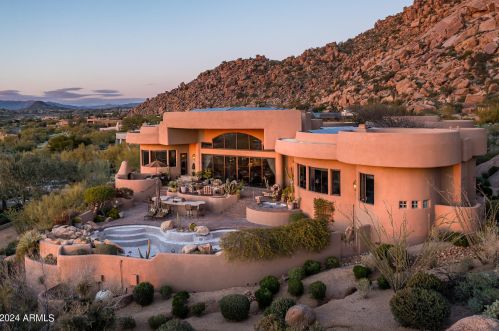 10845 Candlewood Dr, Scottsdale, AZ 85255-8163