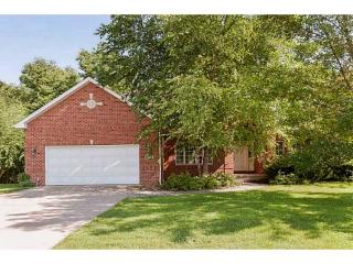 2261 Poplar St, Iowa City, IA 52241-3614
