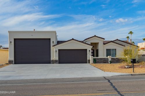 2861 Palo Verde Blvd, Lake Havasu City, AZ 86404-3940