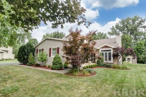1200 Shady Ln, Findlay, OH 45840-6379