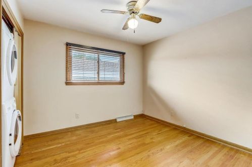 2022 116, Milwaukee WI 53226-2104 exterior