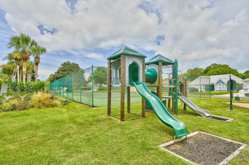 107 Bay Tree Dr, Destin FL  32550-7843 exterior