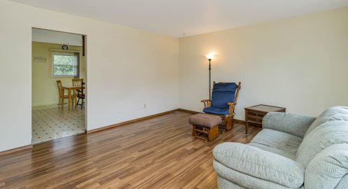 473 475, Valpo IN  46385-9238 exterior