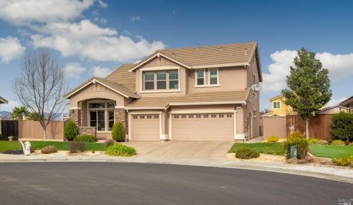 512 Pine Tree Ct, Vacaville, CA 95688-9469