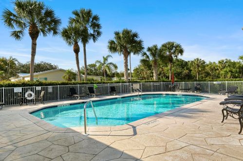 117 Audubon Rd, Naples, FL 34114-3958