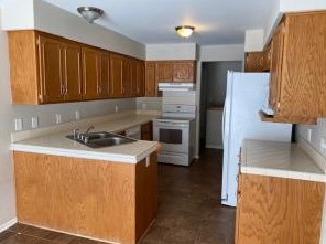 1332 39 Ave, Kenosha WI 53144-2911 exterior