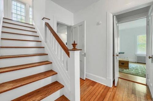 41 Goshen Ave, Washingtonville NY  10992-1117 exterior