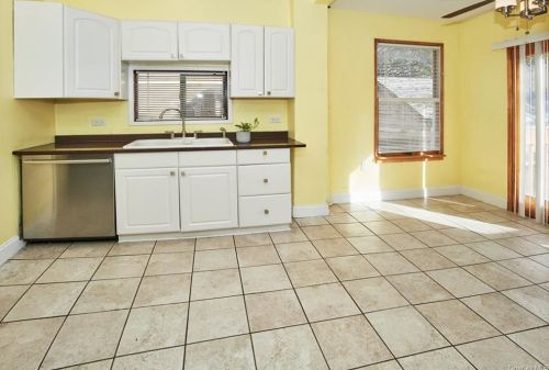 10 Royce Ave, Middletown NY  10940-4709 exterior
