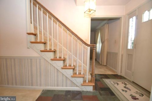 1023 Areba Ave, Swatara PA  17033-2204 exterior
