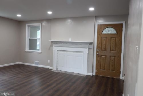 22 Stuyvesant Dr, Wilmington DE  19809-3435 exterior