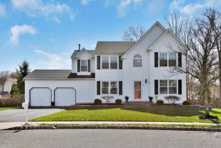 19 Shadow Ridge Ct, Wall Township, NJ 07731-1134