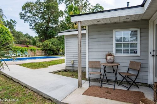 915 Belleview Cir, Beaufort SC 29902-6917 exterior