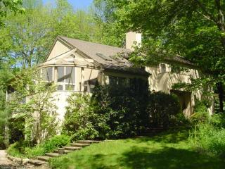 150 Bentley Cir, Goshen, CT 06756-1722