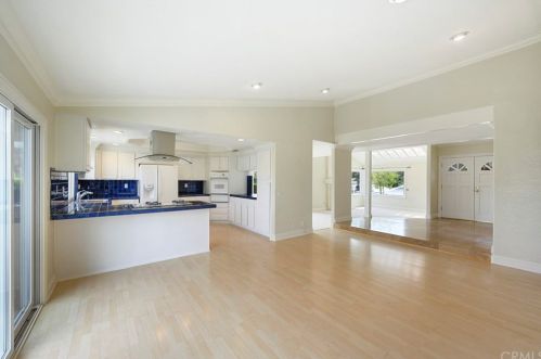 1024 Aspenwood Cir, Anaheim CA  92807-5014 exterior