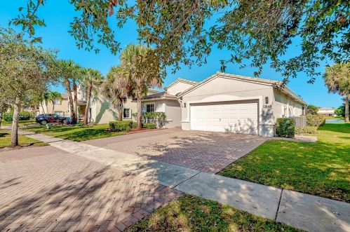 12845 47th St, Hollywood, FL 33027-6054