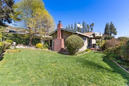 235 San Jacinta Dr, Ukiah CA  95482-5648 exterior