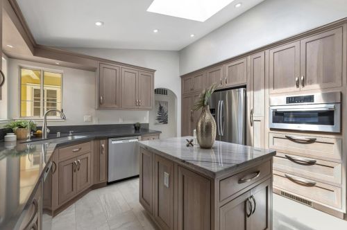 957 Lorne Way, Sunnyvale CA 94087-4916 exterior